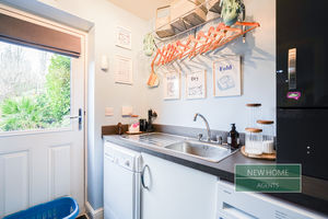 Photo 21- click for photo gallery